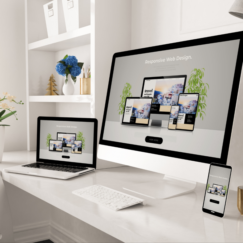 Ejemplo de diseño web responsive visible en ordenador, tablet y móvil, asegurando una experiencia óptima en todos los dispositivos